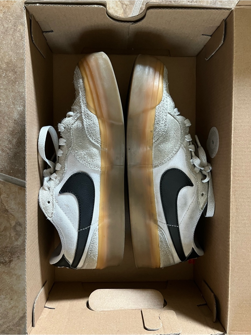 Nike sb pogo plus sneakers size 6.5 women’s